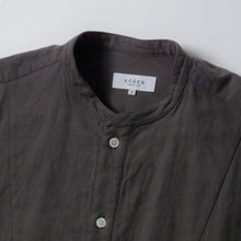画像をギャラリービューアに読み込む, TOGAKUSHI 綿和紙 ロングシャツ[CHARCOAL GRAY]
